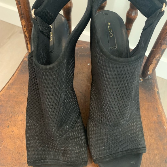 Black Aldo Heels size 8.5 - Picture 4 of 4